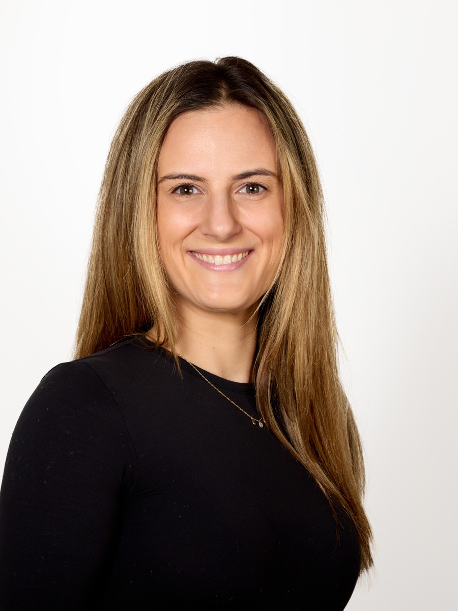 Dr. Gina DeLisio